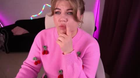 Alina online show from November 18, 2:51 pm