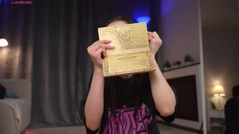 Amy  online show from February 12, 2:24 am