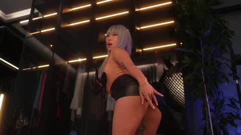 Ami online show from February 8, 3:08 am