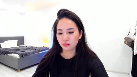 Amina online show from February 16, 2:06 pm