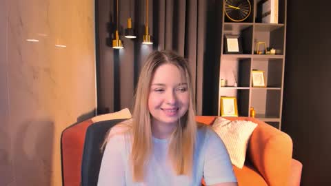 Amina online show from February 22, 1:45 pm