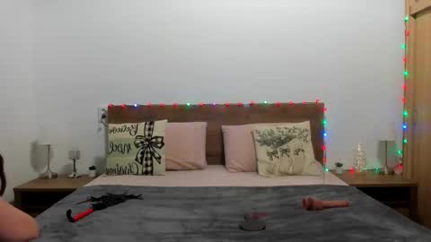 Amira Vyxen online show from December 22, 10:35 pm