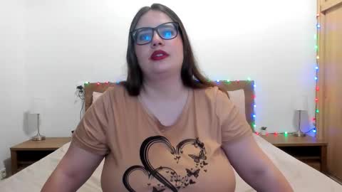 Amira Vyxen online show from January 12, 9:20 pm