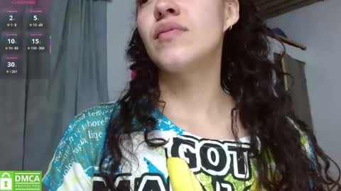 amitlu_ online show from February 17, 2:11 am