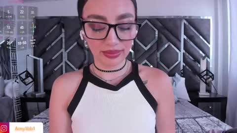 ammy_glow online show from March 1, 8:19 pm