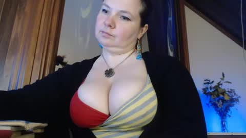 amorelara online show from February 17, 10:07 am