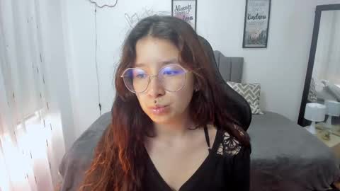 Amy sophia 3 online show from September 29, 12:54 pm