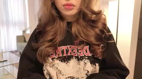 girl next door named Amy online show from January 11, 3:17 pm