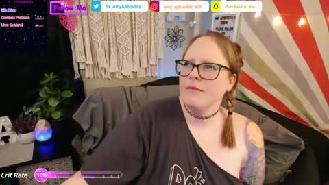 Snapshot of amyaphrodite chatting on February 7, 9:05 am  Amy Aphrodite  online show from February 7, 9:05 am