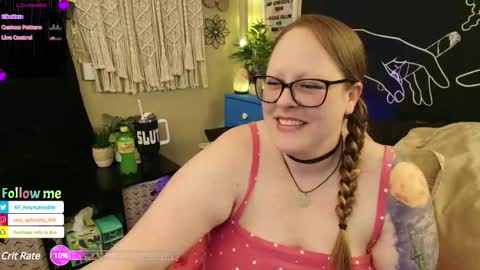 Snapshot of amyaphrodite chatting on February 28, 11:47 am  Amy Aphrodite  online show from February 28, 11:47 am