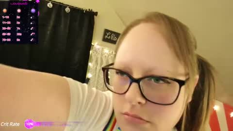 Snapshot of amyaphrodite chatting on February 22, 4:29 am  Amy Aphrodite  online show from February 22, 4:29 am