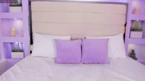 amy online show from January 16, 12:01 pm