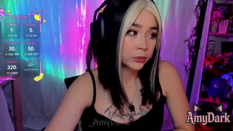 Amy online show from October 1, 11:15 am