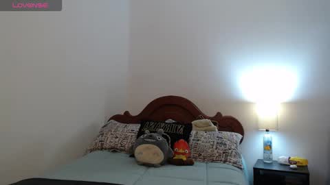 Amy online show from December 17, 4:49 am