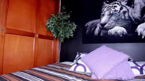 Anahi online show from February 28, 5:07 am