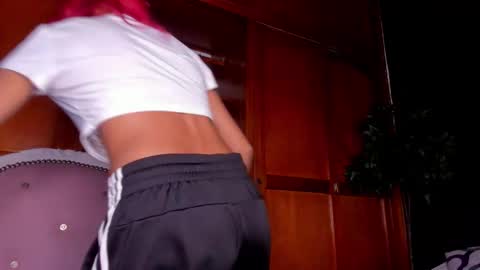 Anahi online show from November 12, 3:04 am