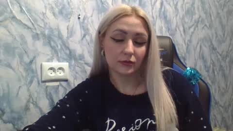 Snapshot of analqueen2024 chatting on January 8, 5:27 am analqueen2024 online show from January 8, 5:27 am