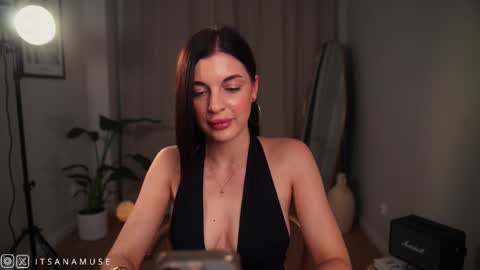 Ana online show from October 8, 9:41 pm