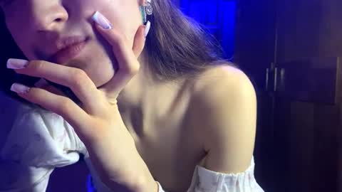 Ashley Cooper online show from December 5, 5:58 pm