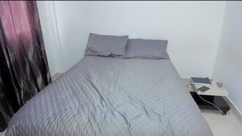 Andrea online show from February 6, 4:25 pm