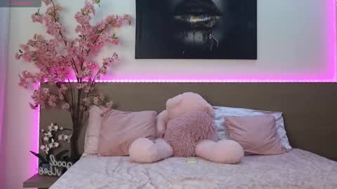 Ane online show from February 8, 4:00 pm