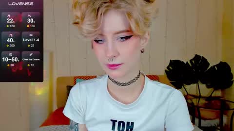 Angel Dust online show from November 8, 1:32 am