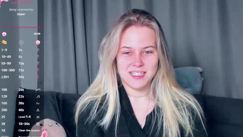 Darsi Anty online show from November 23, 1:24 pm