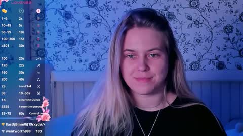 Darsi Anty online show from February 8, 5:05 pm