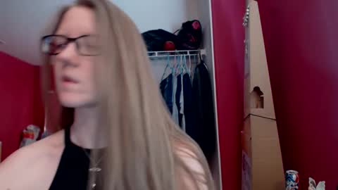 AngelicAngel online show from February 18, 6:06 pm