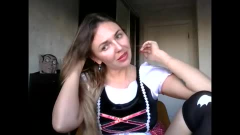 angelinalove28 online show from October 31, 11:47 am