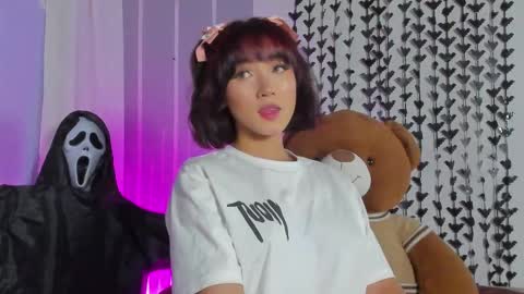 Angelique Murphy online show from October 30, 7:11 am