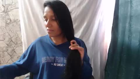 Snapshot of angelitaa_hot chatting on October 22, 8:14 pm angela online show from October 22, 8:14 pm