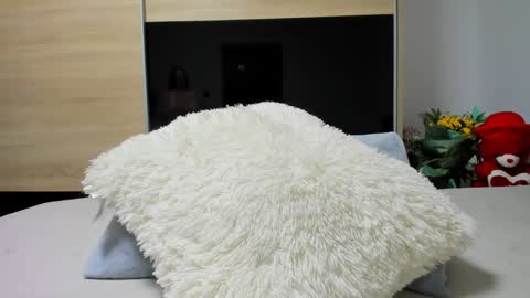 KrystyYo online show from October 31, 5:31 am