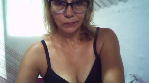 angelycute476334 online show from December 4, 7:36 pm