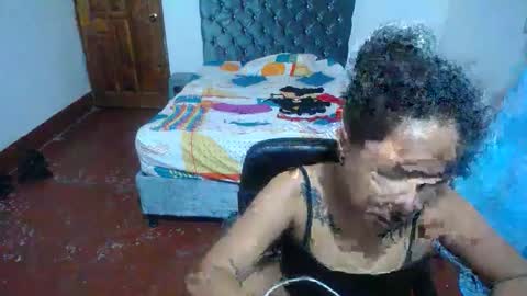 Angie online show from October 28, 11:31 pm