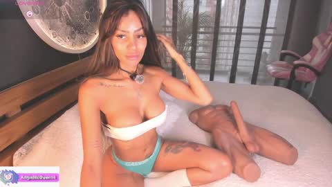 angie online show from November 4, 5:18 pm