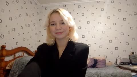 Sofa online show from December 5, 2:07 pm