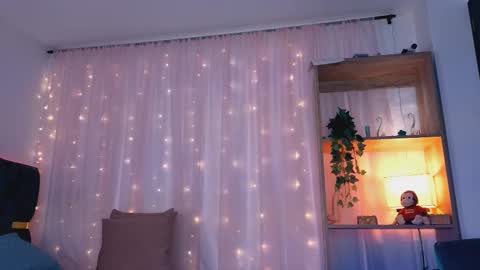 anitaglow online show from October 14, 10:45 pm