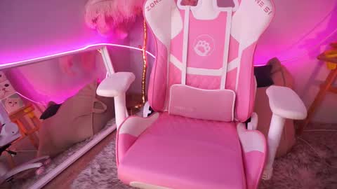 Ann online show from November 28, 2:53 pm