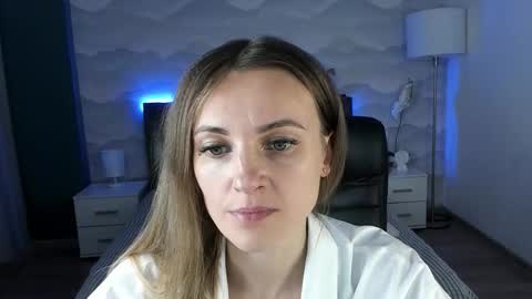 A N N online show from December 22, 9:56 am