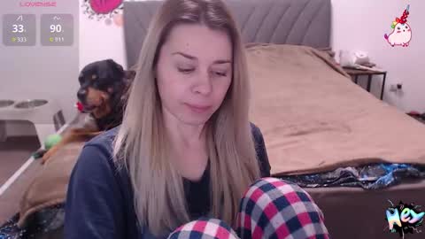 Anadirectgirl online show from February 13, 7:04 pm