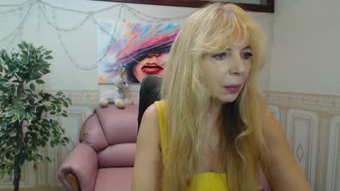 Anna Ditrih online show from February 4, 12:55 pm