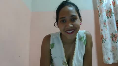 Snapshot of annahhotgirl chatting on February 23, 4:44 am annahhotgirl online show from February 23, 4:44 am
