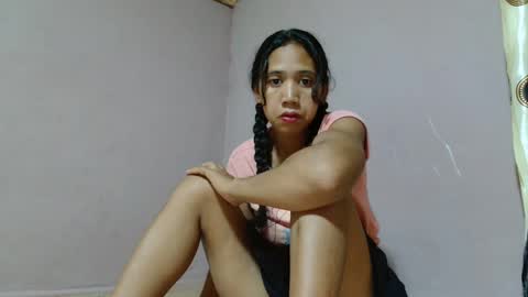 Snapshot of annahhotgirl chatting on February 12, 9:33 pm annahhotgirl online show from February 12, 9:33 pm