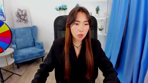 Anna online show from November 15, 11:22 am