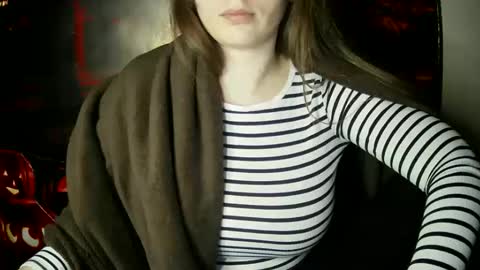 Snapshot of annbelll chatting on October 21, 5:17 pm Bella online show from October 21, 5:17 pm