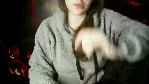 Snapshot of annbelll chatting on October 20, 5:05 pm Bella online show from October 20, 5:05 pm