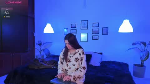 Anne online show from December 2, 8:48 am