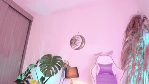 Angel online show from September 9, 5:24 pm