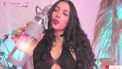 Angel online show from October 20, 4:10 pm